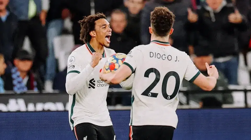 Alexander-Arnold Abre o Jogo sobre a Superação da Morte de Diogo Jota