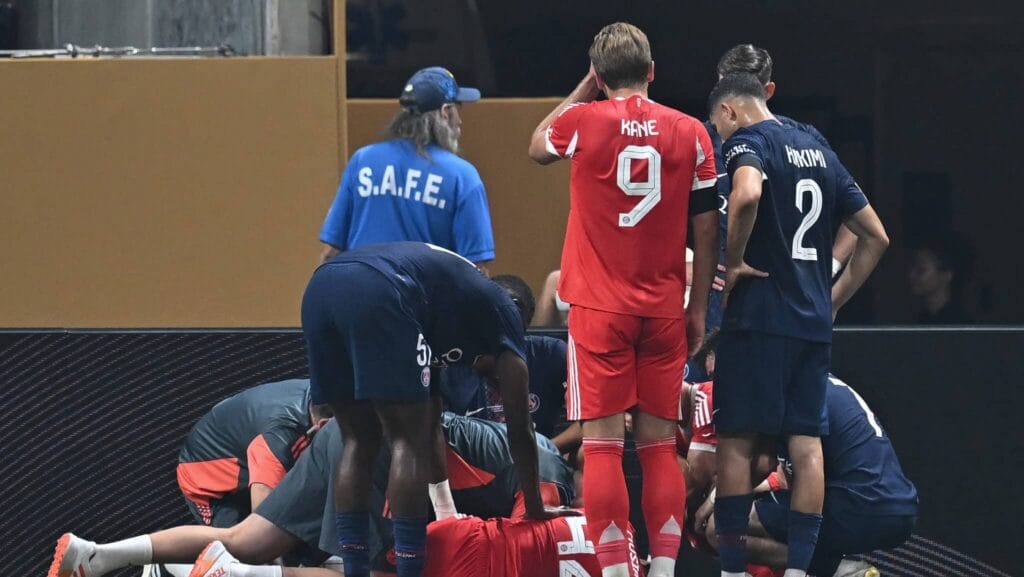 Musiala Lesiona Tornozelo em Choque com Donnarumma